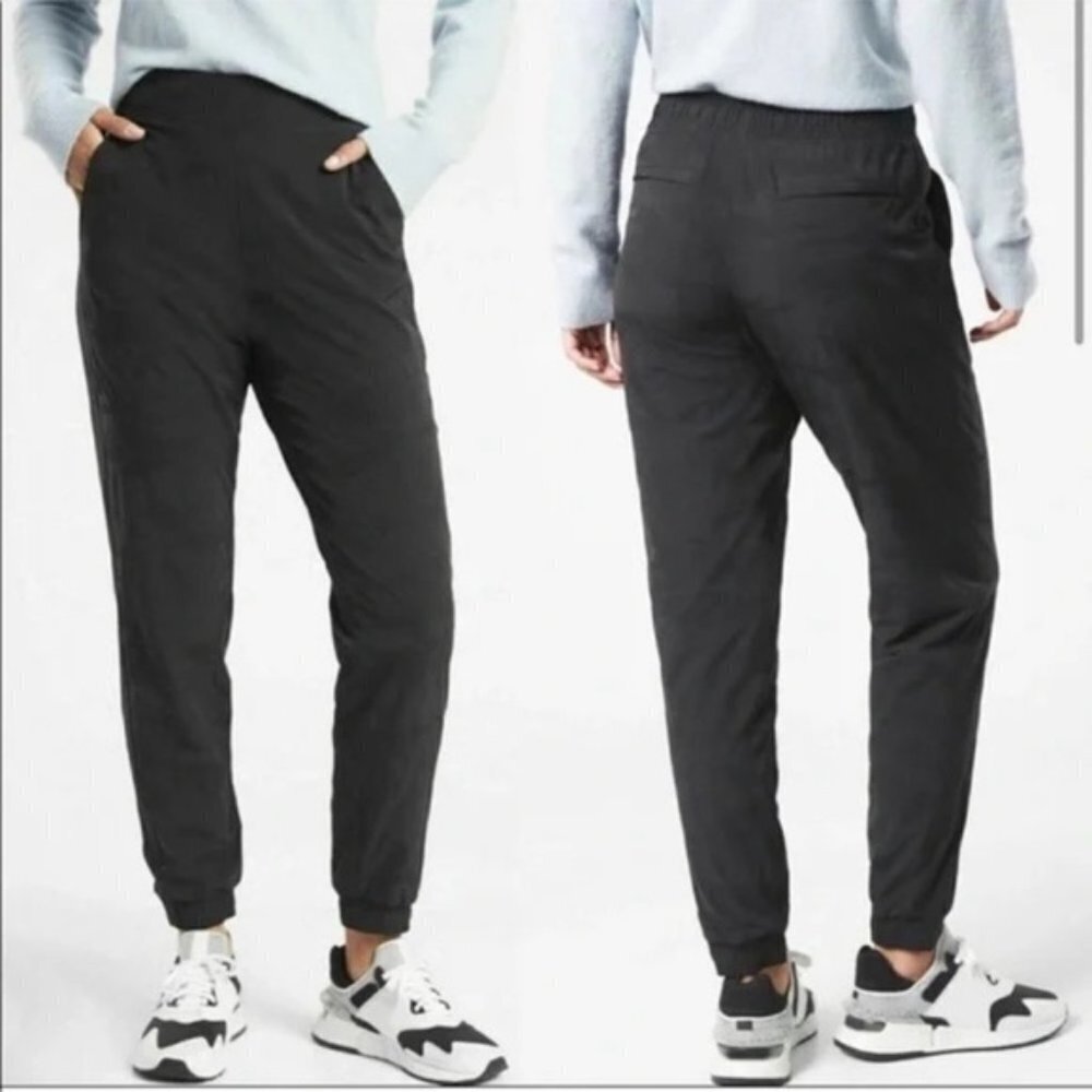 Athleta Brooklyn Textured Lined Black Camo Jogger